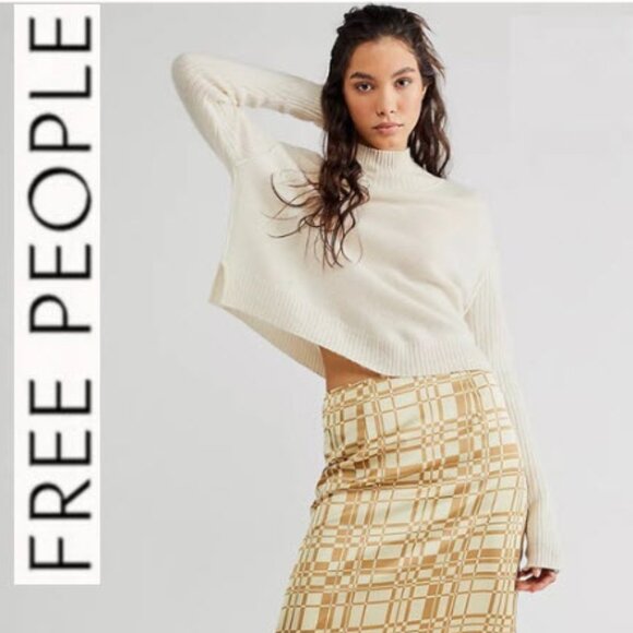 Free People Light Grey Cashmere Sweater Size Small - Soft, Cozy, Cropped, - Picture 1 of 16